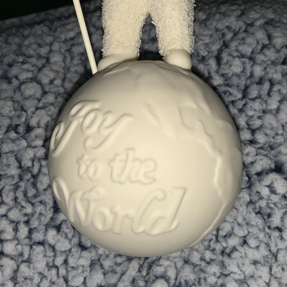 Snowbabies “Joy to the World” Bisque Ornament in Box - Picture 6 of 8